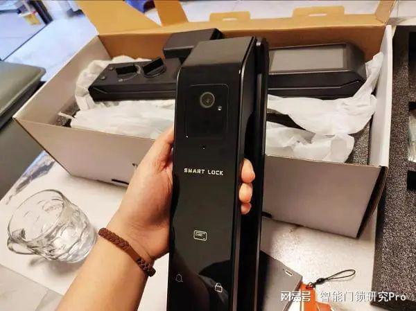JDB电子 JDB夺宝电子必达发智能锁新品F3 Pro X：3D人脸、高清大屏、新增指纹定位设计(图2)