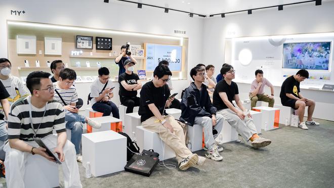上海国际车JDB电子 JDB夺宝电子展独特风景线！lipro 智能家居将构建无界生态新未来(图6)