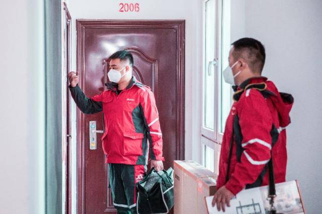 家电即送即装服务28小时成交额同比JDB电子 JDB夺宝电子增长200% 京东家电家居品质服务领跑618(图2)