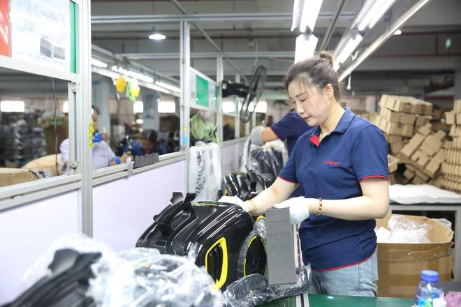 JDB电子 JDB夺宝电子1290亿元！上半年家电市场复苏反弹 高温催使空调“称霸”(图1)